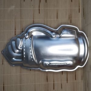 Wilton 1987 Vintage Golf Bag with Clubs 2105-1836 Cake Pan